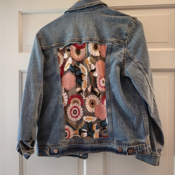 NOT YOUR TYPICAL CHARMING OLD NAVY DENIM...BUT UPCYCLED. SIZE L - Picture 6 of 16
